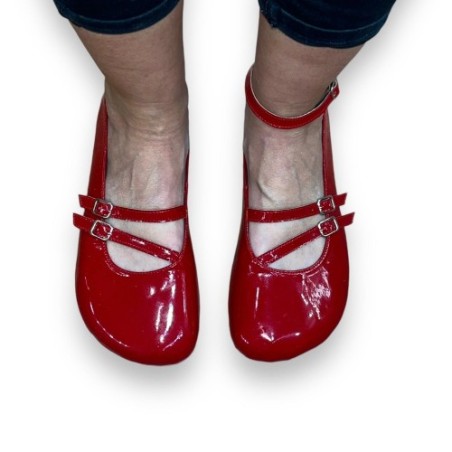 Merceditas barefoot de charol Mary Janes by Blandy's