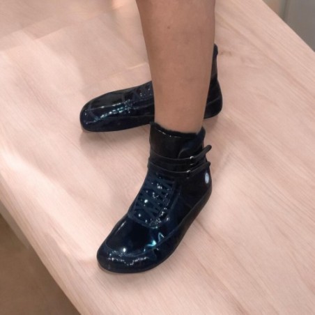 Cool Black Edition, botas barefoot calentitas by Blandy Shoes