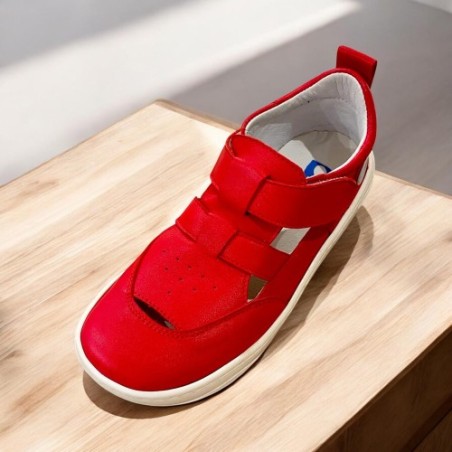 Barefoot sandals for children by Blandy's