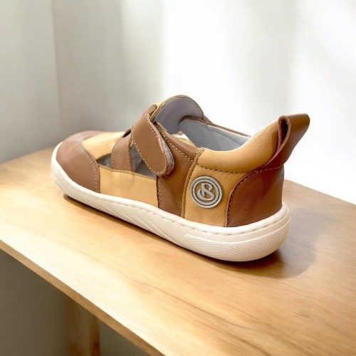 Barefoot sandals for children by Blandy's