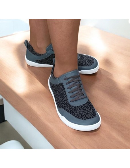 Deportiva Barefoot modelo JAN by Blandy's