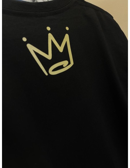 Camiseta “Para sentirte reina no hacen falta tacones”  Edición Limitada